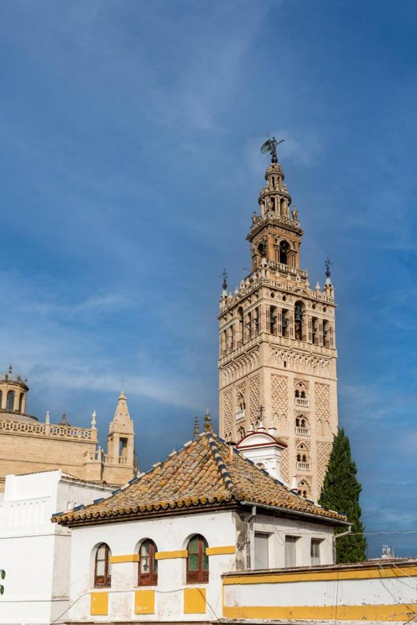セビリアHistoric Building Cathedralアパートメント エクステリア 写真